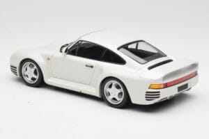 Porsche 959 White Metallic Minichamps 1:18 155066206 Diecast — photo 5 of 6