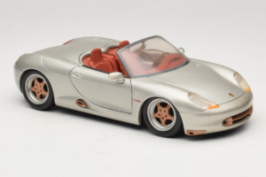 Porsche Boxster 986 Concept Silver Maisto 1:18 50231 Diecast — photo 6 of 8