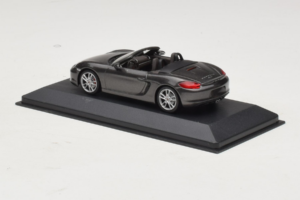 Porsche Boxster 981 S Grey Metallic Minichamps 1:43 PORSCHE005 Diecast — photo 3 of 4