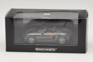 Porsche Boxster 981 S Grey Metallic Minichamps 1:43 PORSCHE005 Diecast — photo 4 of 4