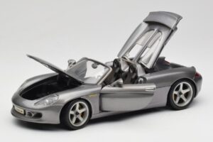 Porsche Carrera GT Grey Metallic Maisto 1:18 36622-R1 Diecast — photo 2 of 8