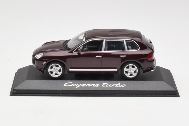 Porsche Cayenne 955 Turbo Dark Red Minichamps 1:43 WAPC2000113 Diecast