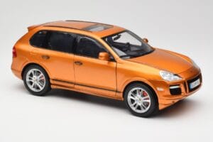 Porsche Cayenne GTS Lava Orange Norev 1:18 187535 Diecast — photo 6 of 8