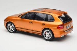 Porsche Cayenne GTS Lava Orange Norev 1:18 187535 Diecast — photo 7 of 8