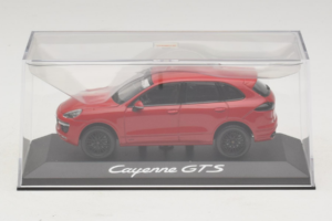 Porsche Cayenne 958 GTS Red Minichamps 1:43 WAP0200070E Diecast — photo 4 of 5