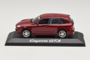Porsche Cayenne 955 GTS Red With Silver Wheels Minichamps 1:43 WAP02000818 Diecast
