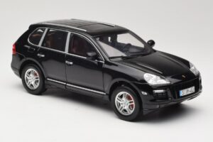 Porsche Cayenne Turbo 957 Black Norev 1:18 WAP02112317 Diecast — photo 6 of 8