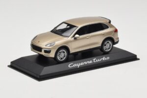 Porsche Cayenne 958 Turbo Gold Minichamps 1:43 WAP0200050E Diecast — photo 2 of 4