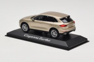 Porsche Cayenne 958 Turbo Gold Minichamps 1:43 WAP0200050E Diecast — photo 3 of 4