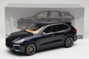 Porsche Cayenne Turbo S 958 Blue Metallic Minichamps 1:18 110064001 Diecast — photo 8 of 8