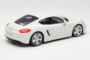 Porsche Cayman 981 White Minichamps 1:18 113062221 Diecast — photo 2 of 8