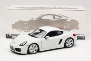 Porsche Cayman 981 White Minichamps 1:18 113062221 Diecast — photo 8 of 8