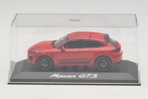 Porsche Macan 95B GTS Red Minichamps 1:43 WAP0206030G Diecast — photo 4 of 5