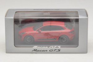 Porsche Macan 95B GTS Red Minichamps 1:43 WAP0206030G Diecast — photo 5 of 5
