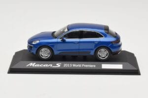 Porsche Macan 95B S Blue World Premiere Minichamps 1:43 WAP0201550E Diecast