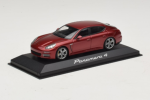 Porsche Panamera 970 4 Red Metallic Minichamps 1:43 WAP0201250E Diecast — photo 2 of 5