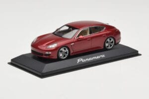 Porsche Panamera 970 Red Metallic Minichamps 1:43 WAP0200119 Diecast — photo 2 of 4