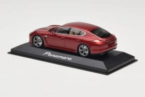 Porsche Panamera 970 Red Metallic Minichamps 1:43 WAP0200119 Diecast — photo 3 of 4