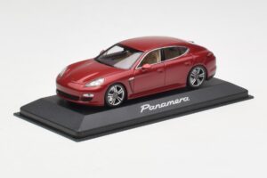 Porsche Panamera 970 Red Minichamps 1:43 WAP02000119 Diecast — photo 2 of 4