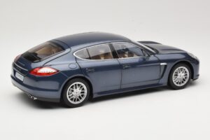 Porsche Panamera 970 S Blue Minichamps 1:18 WAP02100119 Diecast — photo 3 of 8