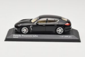 Porsche Panamera 970 Turbo Black Metallic Minichamps 1:43 400068271 Diecast