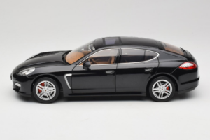 Porsche Panamera 970 Turbo Basalt Black Norev 1:18 WAP02100319 Diecast — photo 4 of 8