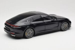 Porsche Panamera 971 Turbo S Blue Metallic Minichamps 1:18 113061075 Diecast — photo 3 of 8