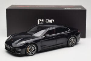 Porsche Panamera 971 Turbo S Blue Metallic Minichamps 1:18 113061075 Diecast — photo 8 of 8