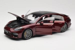 Porsche Panamera 971 Turbo S Red Metallic Minichamps 1:18 113061077 Diecast — photo 2 of 8