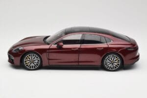 Porsche Panamera 971 Turbo S Red Metallic Minichamps 1:18 113061077 Diecast — photo 4 of 8