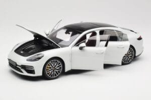Porsche Panamera 971 Turbo S White Metallic Minichamps 1:18 113061074 Diecast — photo 2 of 8