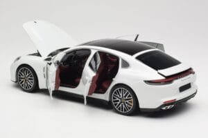 Porsche Panamera 971 Turbo S White Metallic Minichamps 1:18 113061074 Diecast — photo 5 of 8