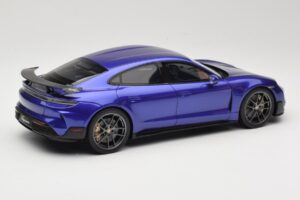 Porsche Taycan J1 Turbo GT Purple Sky Metallic GT Spirit 1:18 GT520 Resin — photo 2 of 6
