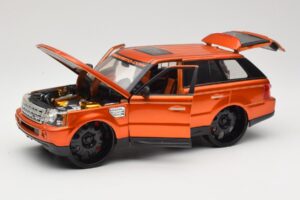 Range Rover Sport L320 Orange Maisto 1:18 31081 Diecast — photo 2 of 8