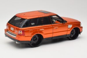 Range Rover Sport L320 Orange Maisto 1:18 31081 Diecast — photo 3 of 8