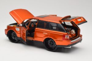 Range Rover Sport L320 Orange Maisto 1:18 31081 Diecast — photo 5 of 8