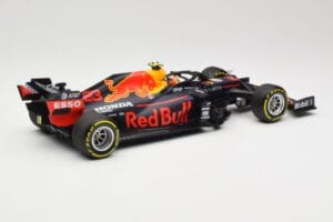 Red Bull Racing RB16 #23 A. Albon 4th Place Styrian GP 2020 Minichamps 1:18 110200223 Diecast — photo 2 of 6