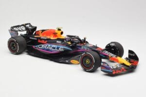 Red Bull Racing RB19 #11 S. Perez 2nd Place Miami GP 2023 Minichamps 1:18 110230511 Diecast — photo 4 of 6