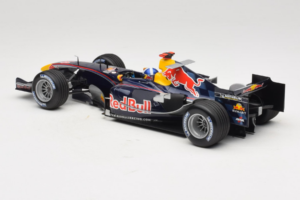 Red Bull RB1 Cosworth #14 D. Coulthard Red Bull Racing Showcar 2005 Minichamps 1:18 100050084 Diecast — photo 5 of 7
