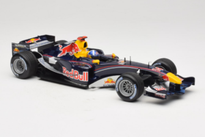 Red Bull RB1 Cosworth #14 D. Coulthard Red Bull Racing Showcar 2005 Minichamps 1:18 100050084 Diecast — photo 4 of 7