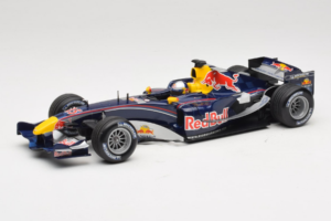 Red Bull RB1 Cosworth #15 C. Klien Red Bull Racing Showcar 2005 Minichamps 1:18 100050085 Diecast