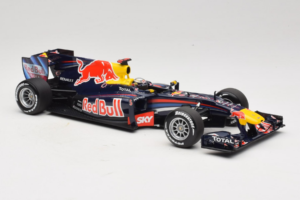 Red Bull RB6 Renault #5 S. Vettel Red Bull Racing Brazilian Grand Prix Winner 2010 Minichamps 1:18 110100205 Diecast — photo 4 of 7