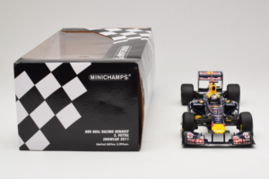Red Bull RB7 Renault #1 S. Vettel Red Bull Racing Showcar 2011 Minichamps 1:18 110110071-1 Diecast — photo 7 of 7