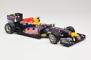 Red Bull RB7 Renault #2 M. Webber Red Bull Racing Showcar 2011 Minichamps 1:18 110110002 Diecast — photo 4 of 7