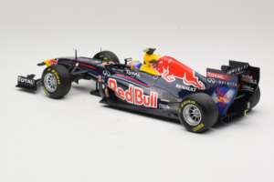 Red Bull RB7 Renault #2 M. Webber Red Bull Racing Showcar 2011 Minichamps 1:18 110110002 Diecast — photo 5 of 7
