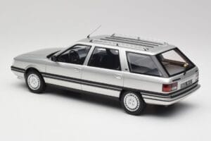 Renault 21 Nevada Silver Metallic Otto 1:18 OT479 Resin — photo 5 of 6