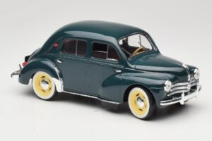 Renault 4CV Green Solido 1:18 8047 Diecast — photo 4 of 6