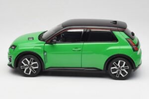 Renault 5 E-Tech Electric Pop Green & Black Norev 1:18 185502 Diecast — photo 4 of 8