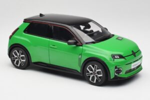 Renault 5 E-Tech Electric Pop Green & Black Norev 1:18 185502 Diecast — photo 6 of 8