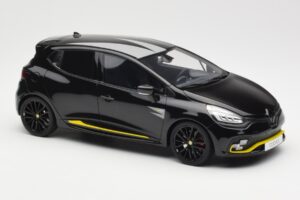 Renault Clio 4 RS Black Otto 1:18 OT946 Resin — photo 3 of 5